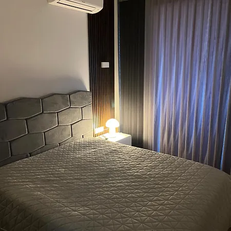 Lux Apartamento